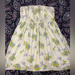 Old Navy White Cotton Strapless Smocked Blue Yellow Floral Print Dress 16